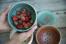 Load image into Gallery viewer, Berry Bowl/Colander with Plate