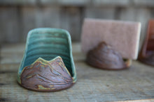 Load image into Gallery viewer, Sponge Holder w/ Mountains