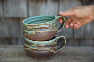 Rounded Soup Bowl with Handle