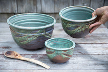 Load image into Gallery viewer, Nesting Bowl Set  in Turquoise, 3 pc.
