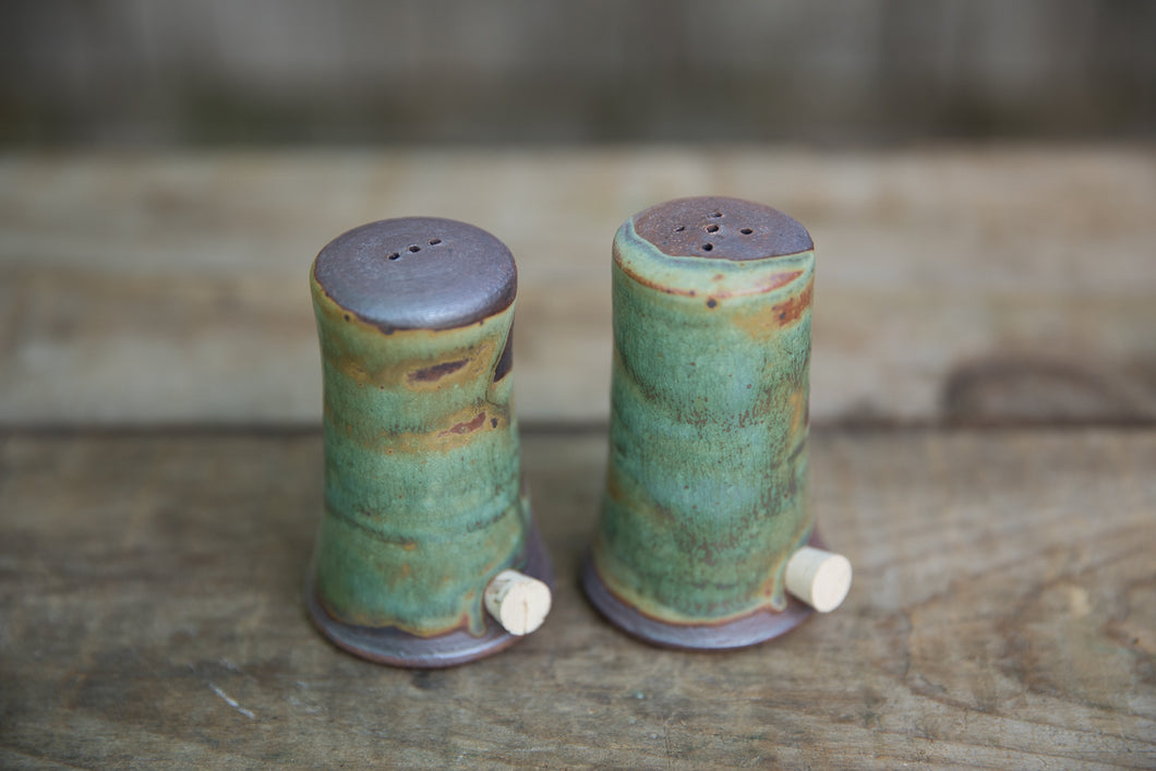 Salt & Pepper Shaker Set