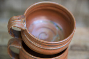 Rounded Soup Bowl with Handle